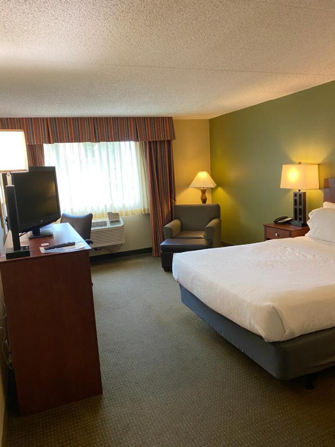 Doubletree By Hilton Austin, Mn Hotell Eksteriør bilde