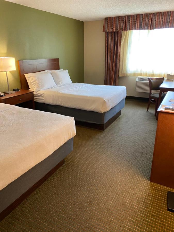 Doubletree By Hilton Austin, Mn Hotell Eksteriør bilde